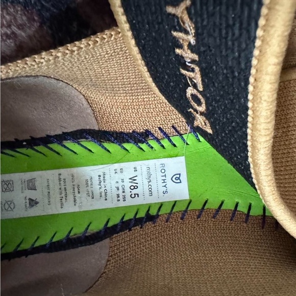 Rothy's The Point Dune Cap Toe Flats - Retired Design- size 8.5 - Picture 6 of 8